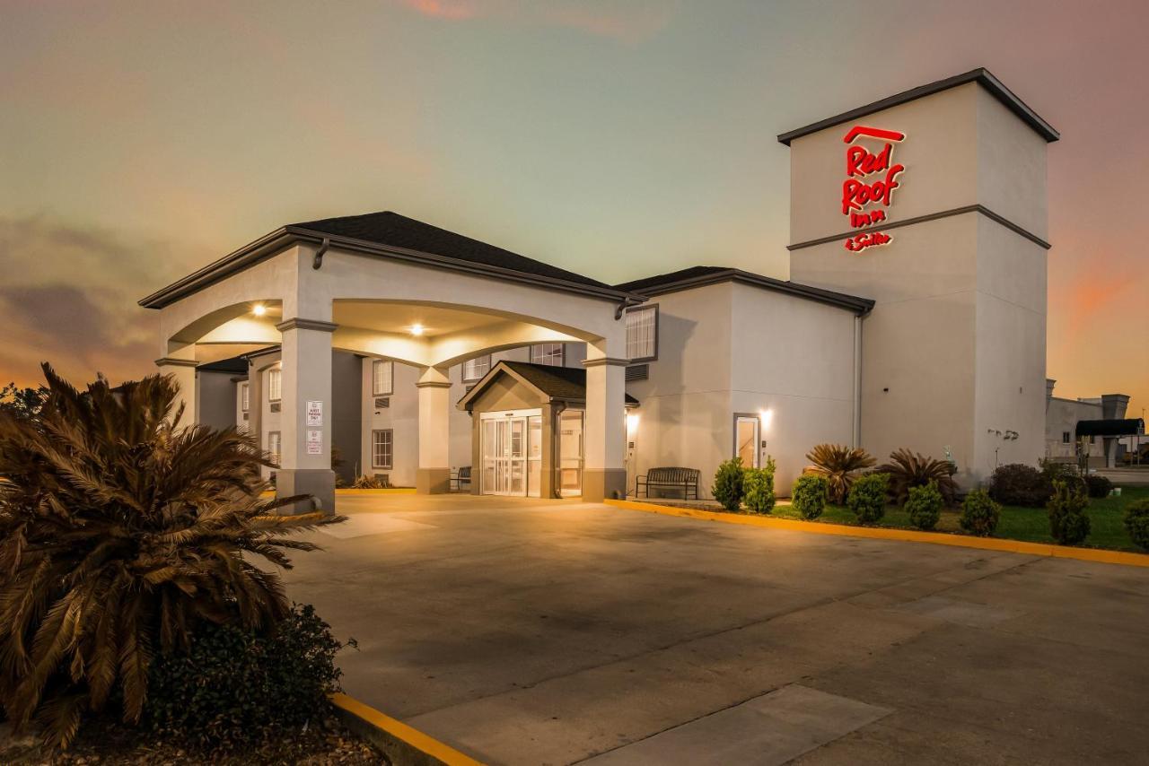Red Roof Inn & Suites Lake Charles Exterior photo